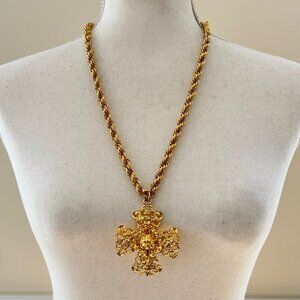 Vintage Judith McCann Bold Gold Tone Cross Pendant Necklace Statement Piece!